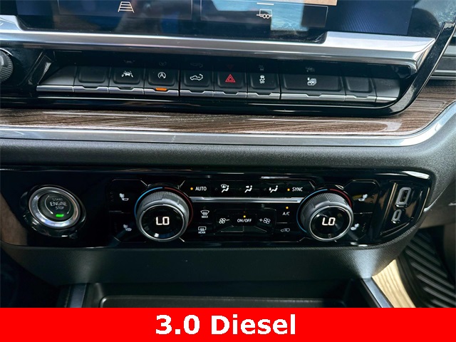 2023 Chevrolet Silverado 1500 RST photo 21