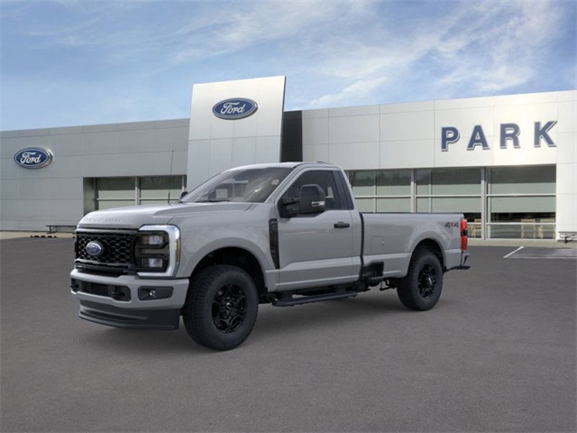 2026 Ford F-350 Super Duty XL's photo