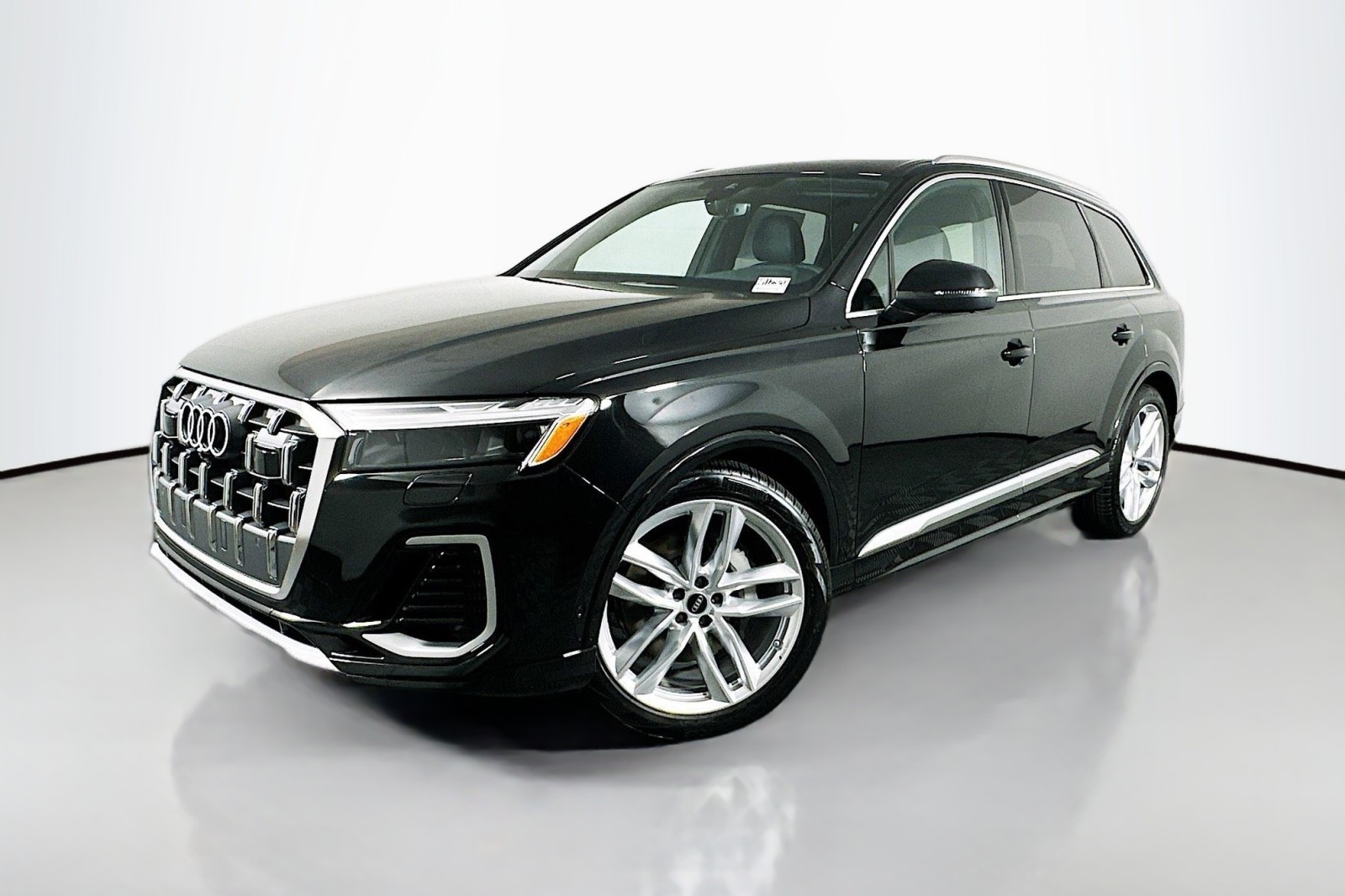 2025 Audi Q7 Premium Plus's photo