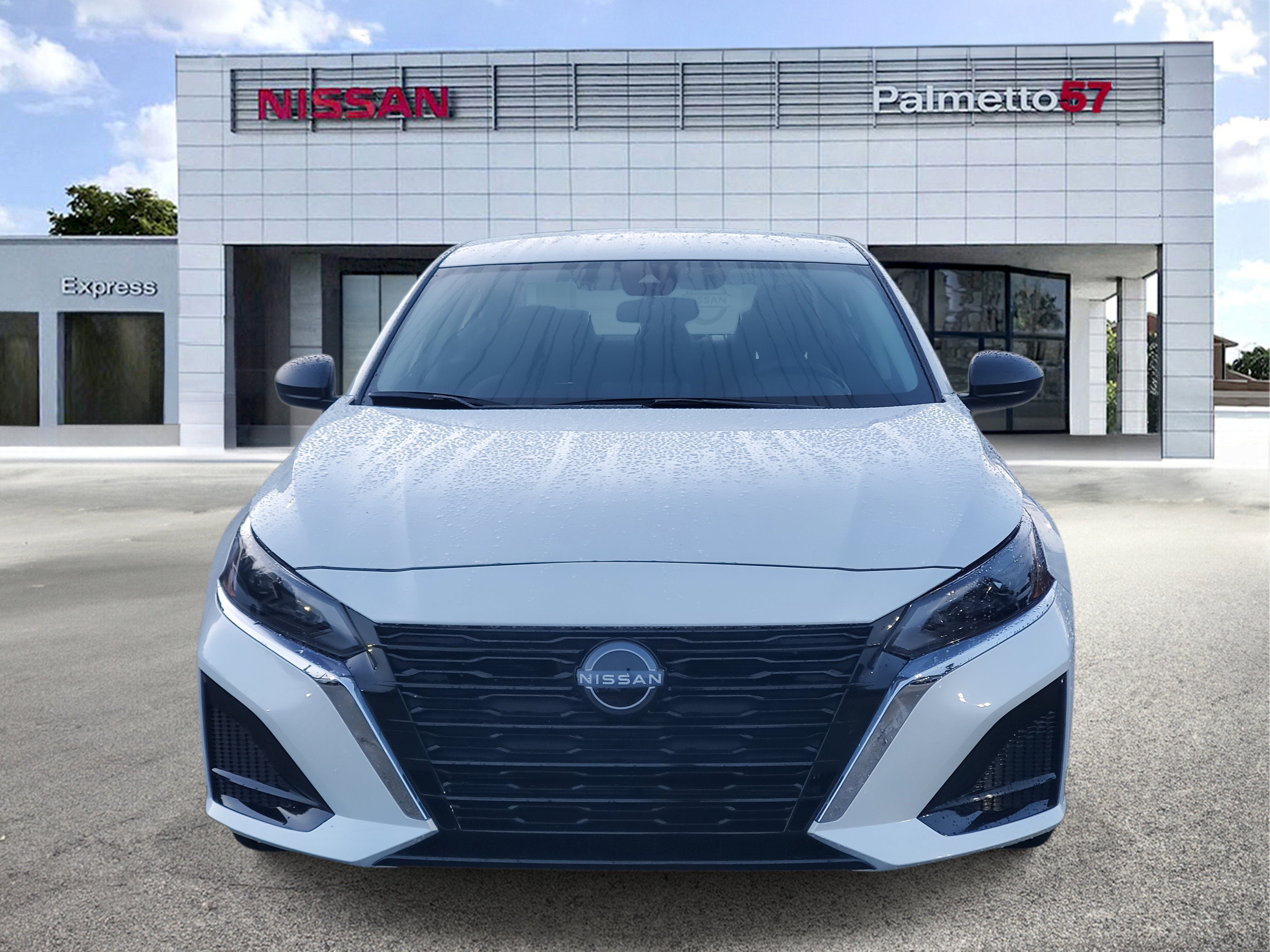 2025 Nissan Altima 2.5 SV photo 2