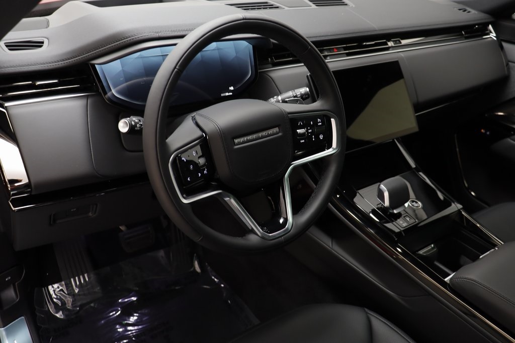 2025 Land Rover Range Rover Sport SE photo 8