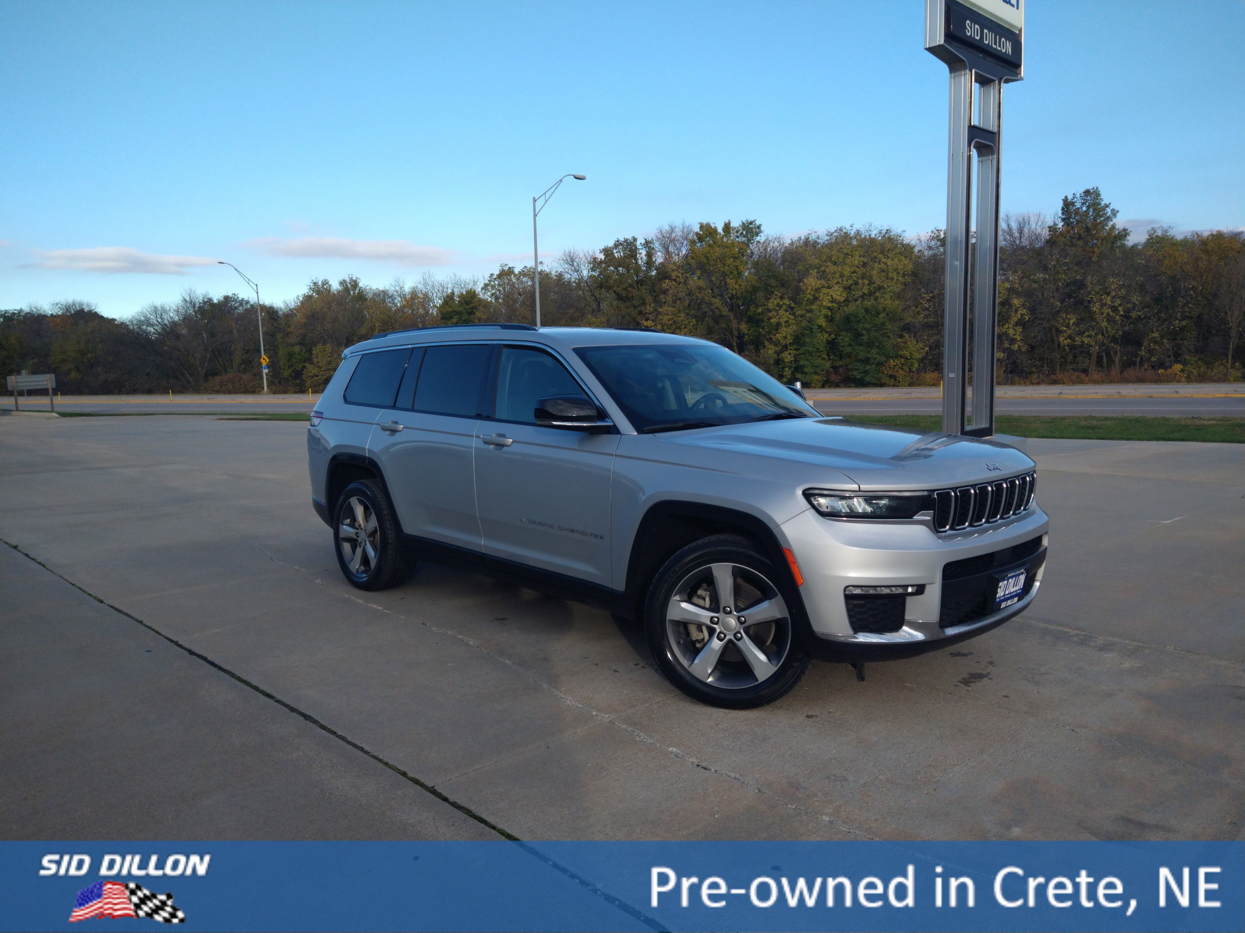 2021 Jeep Grand Cherokee Limited photo 4