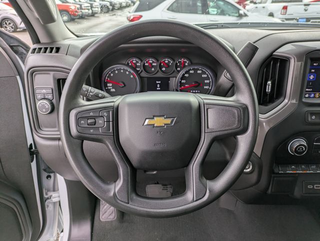 2024 Chevrolet Silverado 1500 Custom photo 13