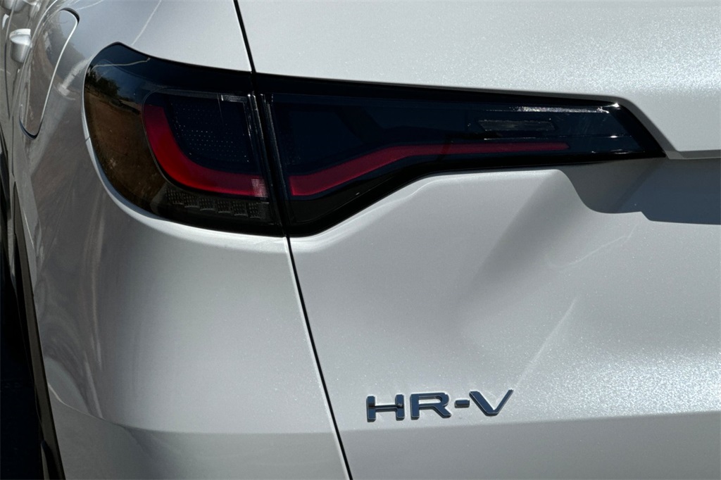 2026 Honda HR-V LX photo 26
