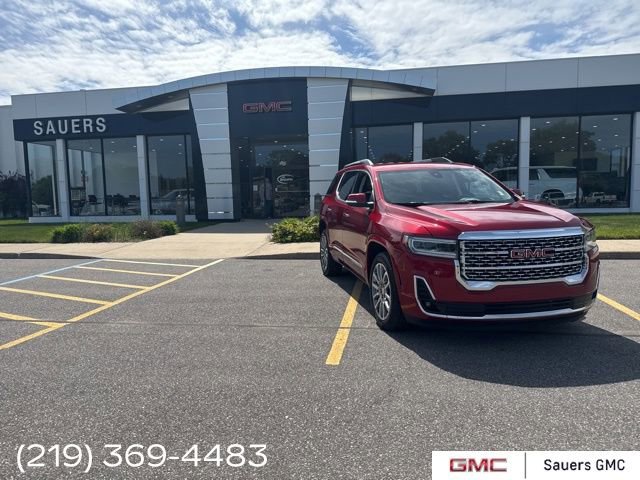 2023 GMC Acadia Denali's photo