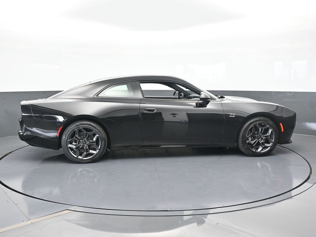 2025 Dodge Charger R/T photo 2