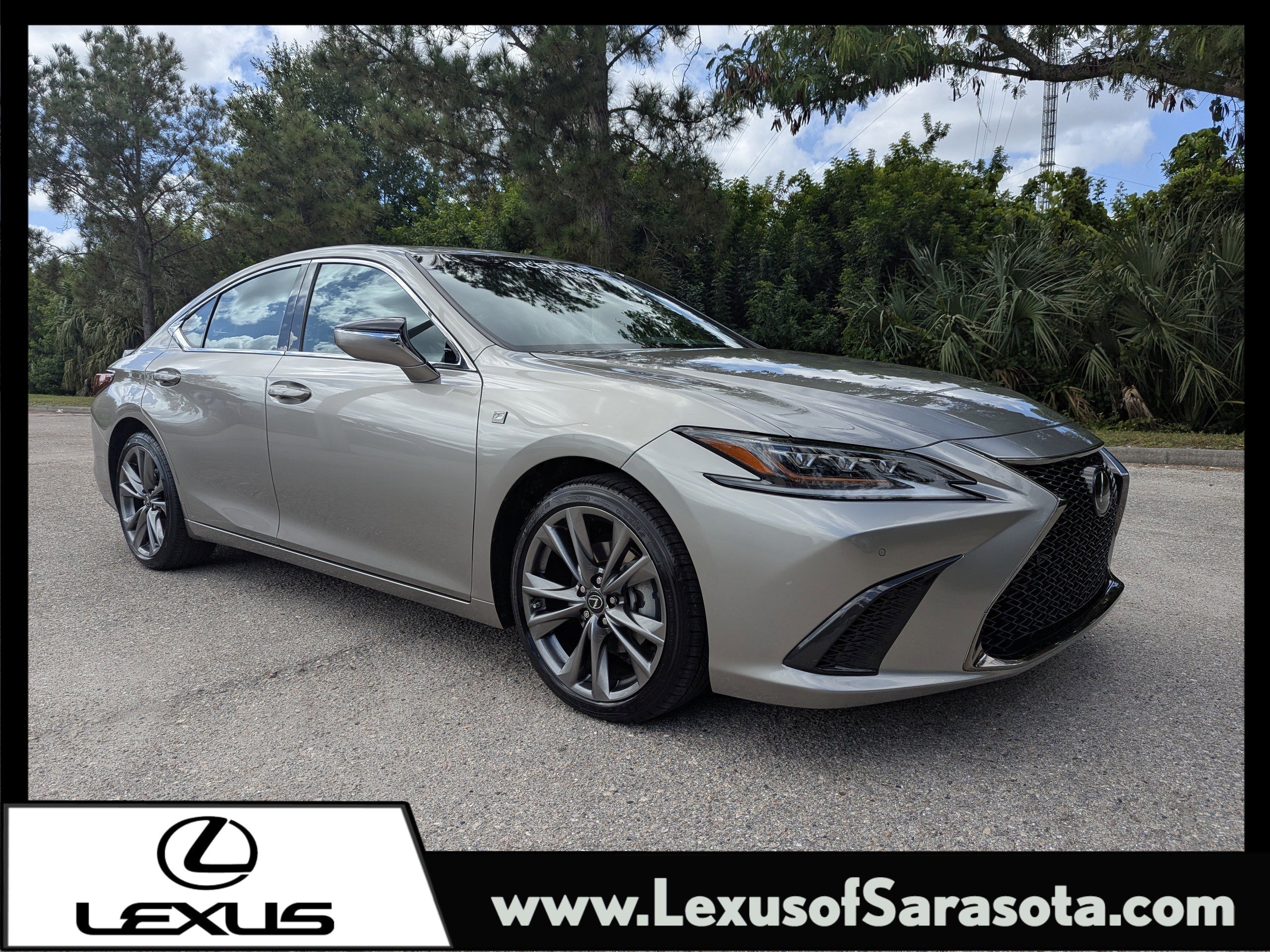 2019 Lexus ES