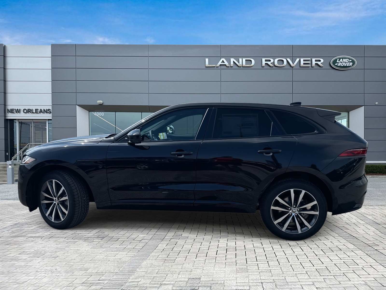 2026 Jaguar F-PACE P250 R-Dynamic S photo 2