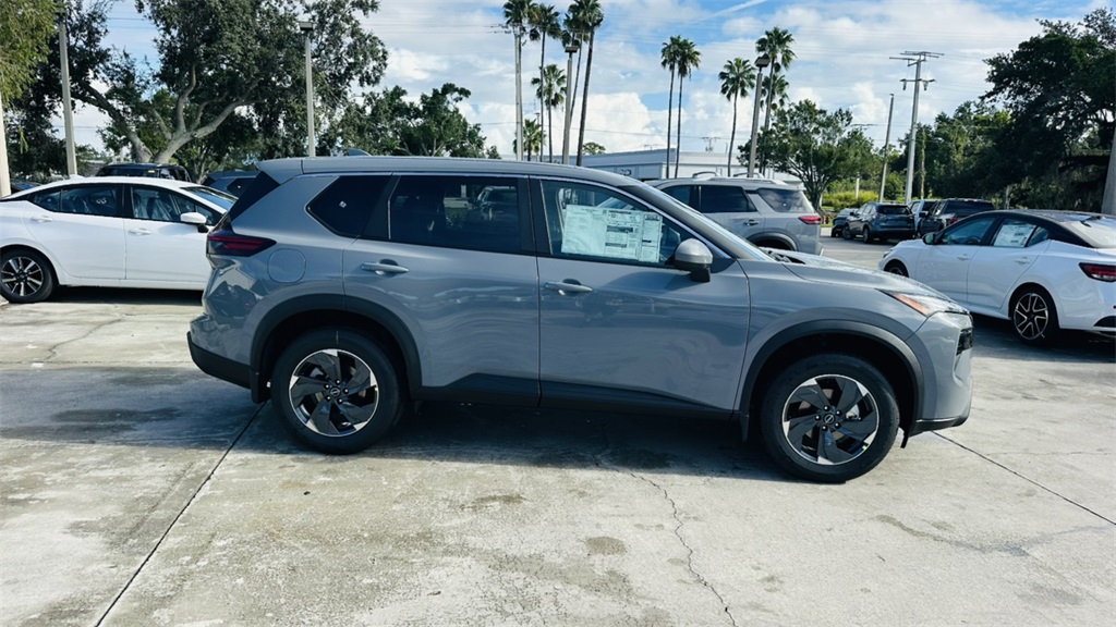 2026 Nissan Rogue SV photo 7