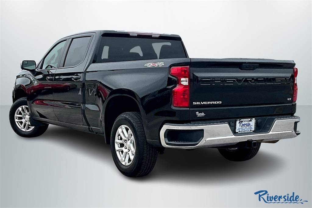 2022 Chevrolet Silverado 1500 LT photo 4