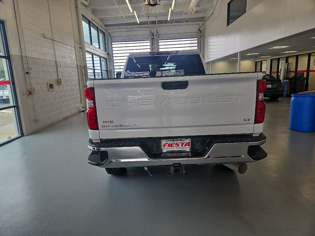 2023 Chevrolet Silverado 2500HD LT photo 5