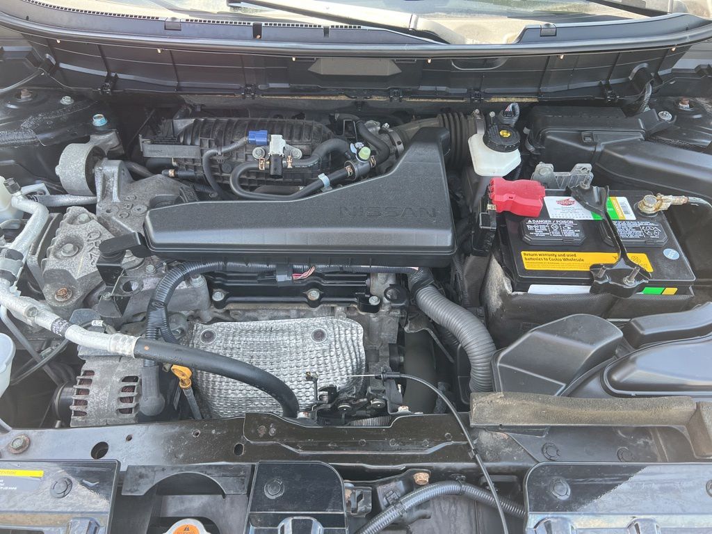 2016 Nissan Rogue SL photo 24