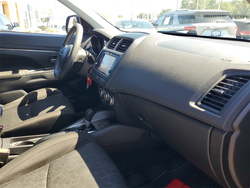 2021 Mitsubishi Outlander Sport ES photo 32