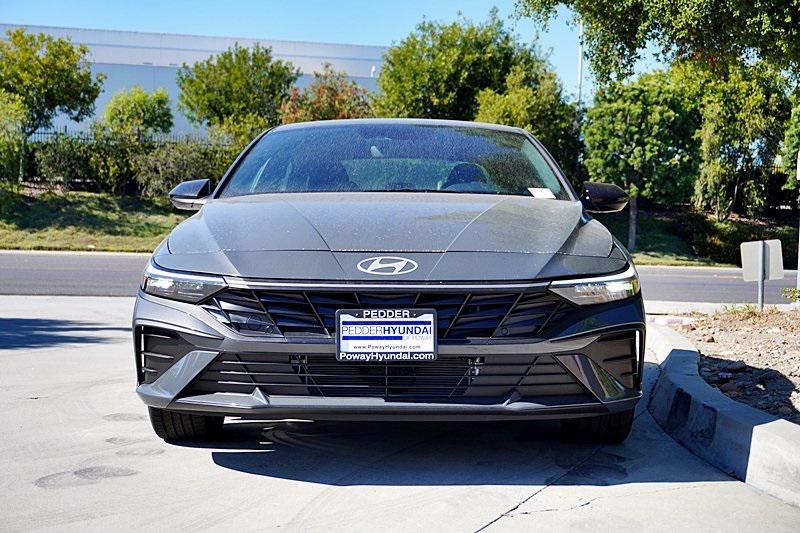 2025 Hyundai Elantra Hybrid SEL Sport photo 4