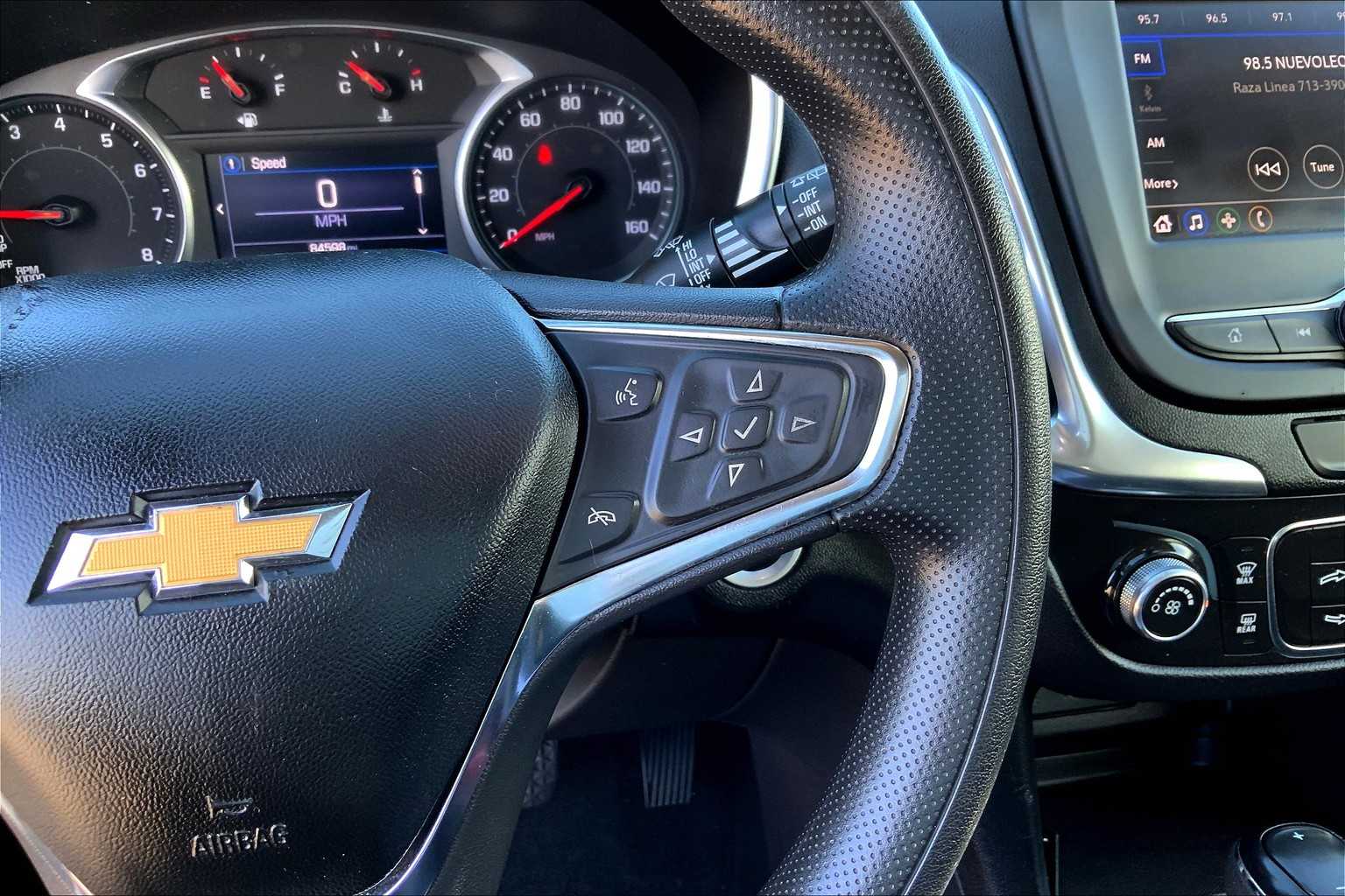 2021 Chevrolet Equinox LT photo 21