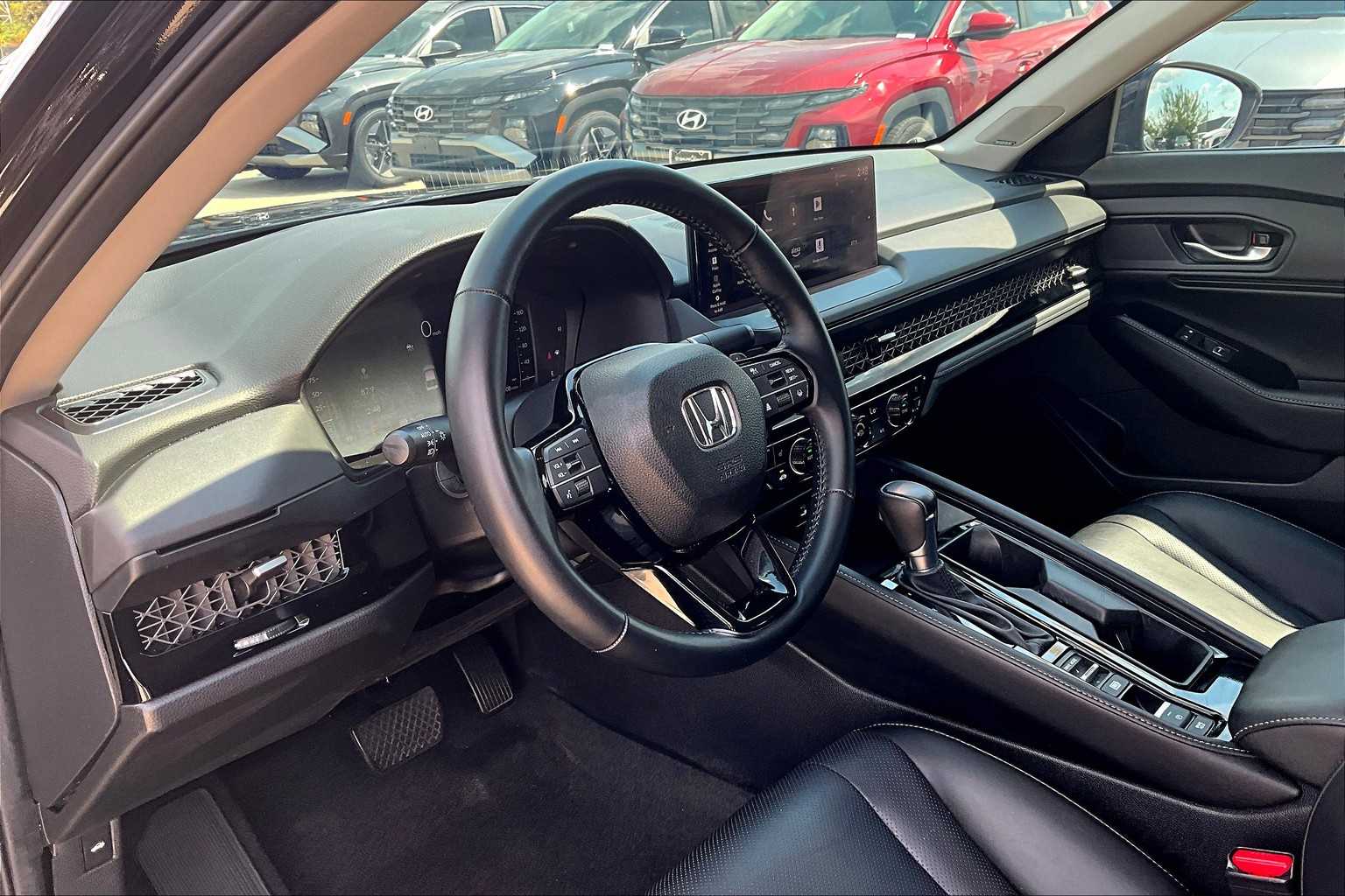 2024 Honda Accord Hybrid Touring photo 15