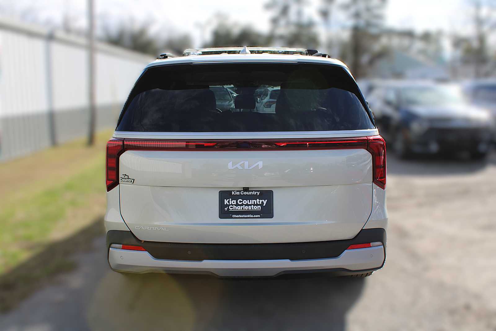 2025 Kia Carnival EX photo 8