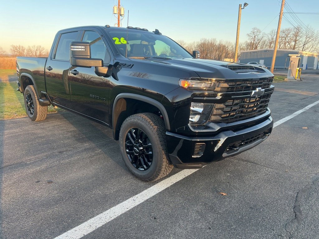 2026 Chevrolet Silverado 2500HD Custom's photo