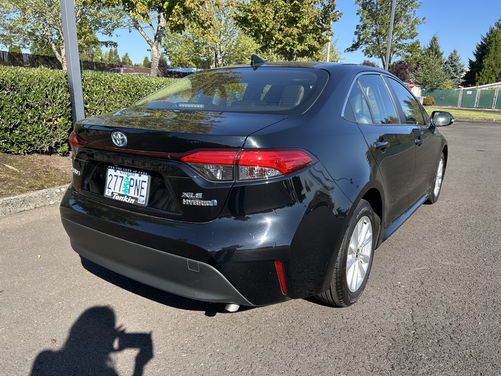 2023 Toyota Corolla Hybrid XLE photo 5