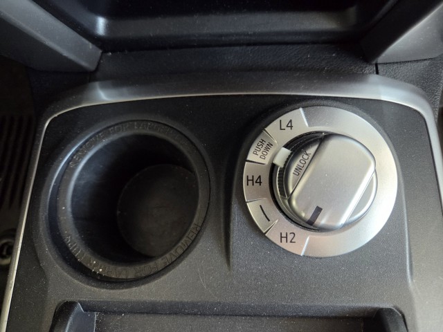 2024 Toyota 4Runner SR5 photo 39