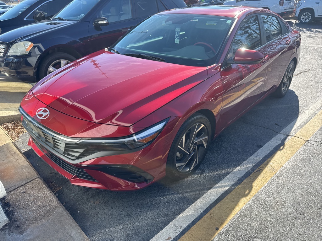 2024 Hyundai Elantra SEL's photo