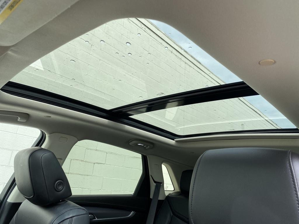 2018 Cadillac XT5 Luxury photo 4