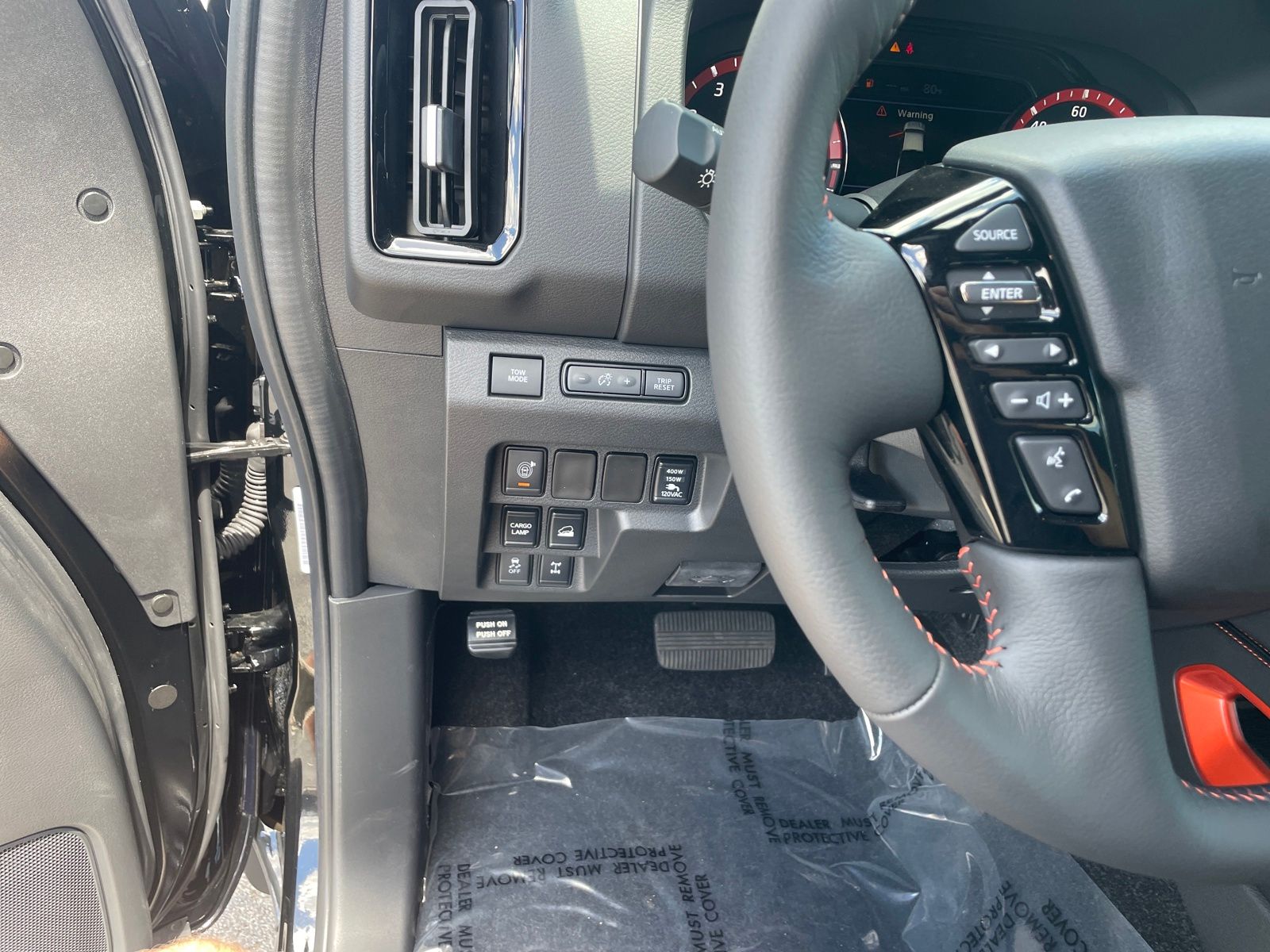 2025 Nissan Frontier PRO-4X photo 11