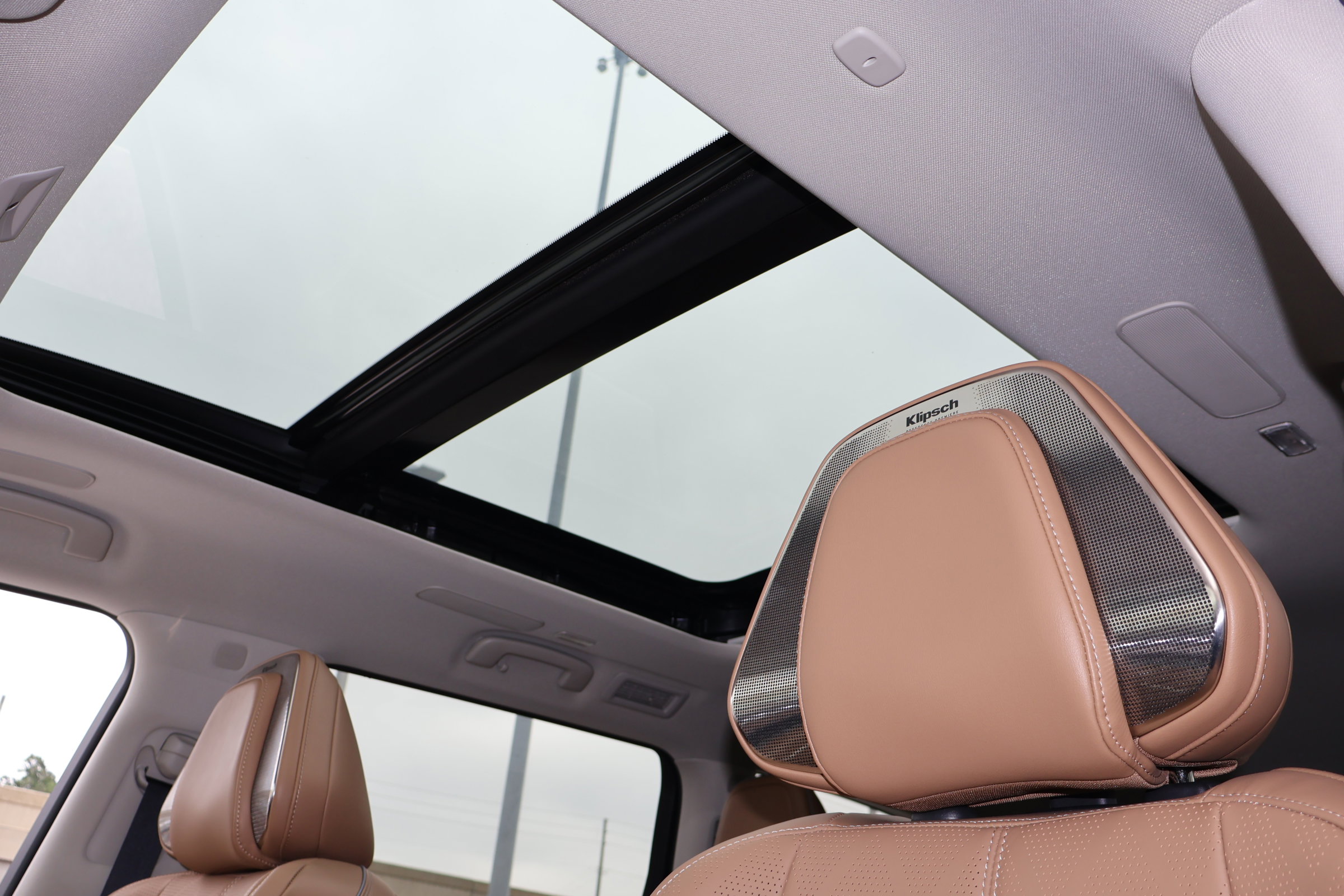 2025 Infiniti QX80 Sensory photo 26