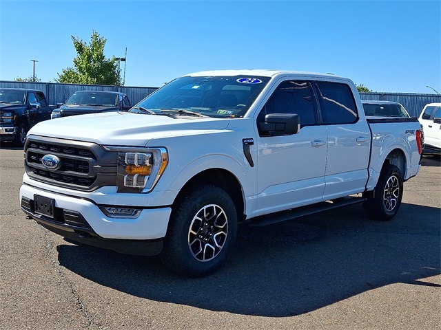 2023 Ford F-150 XLT photo 2