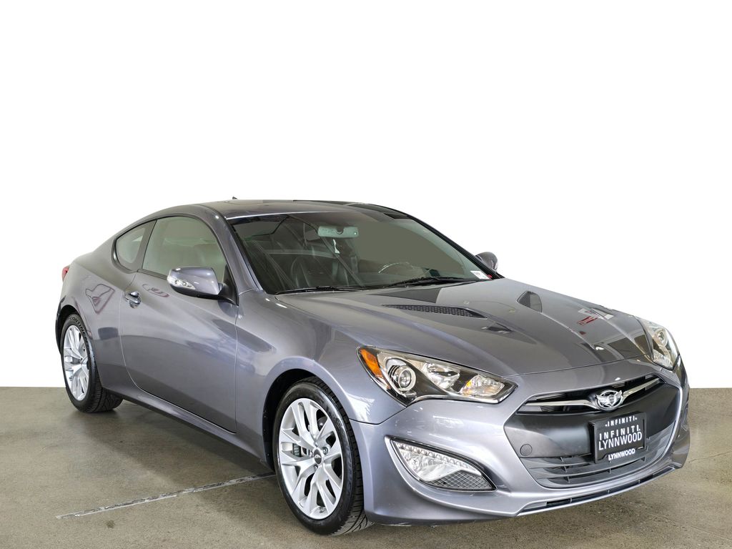 2014 Hyundai Genesis Coupe 3.8 Grand Touring photo 3