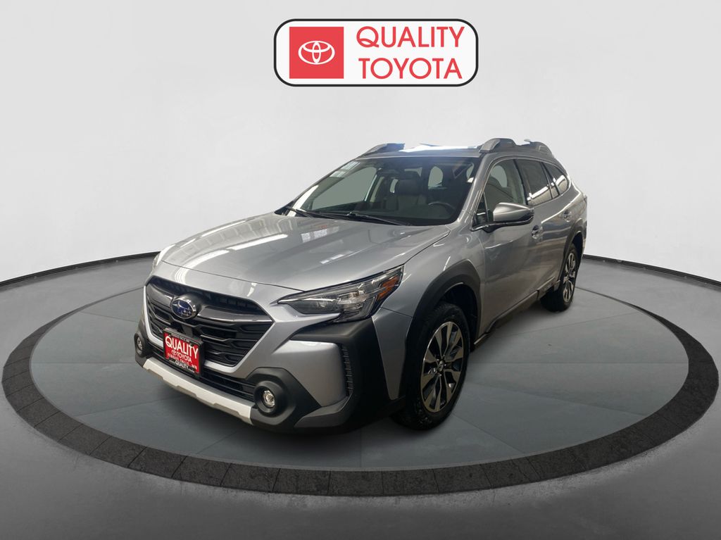 2024 Subaru Outback Touring's photo