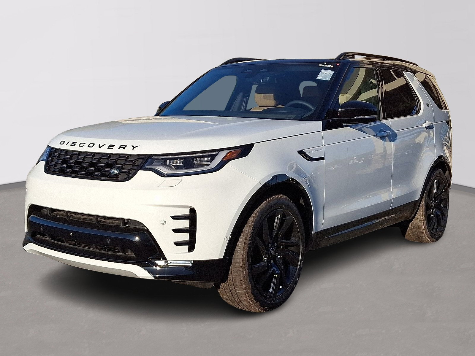 2025 Land Rover Discovery Dynamic SE's photo