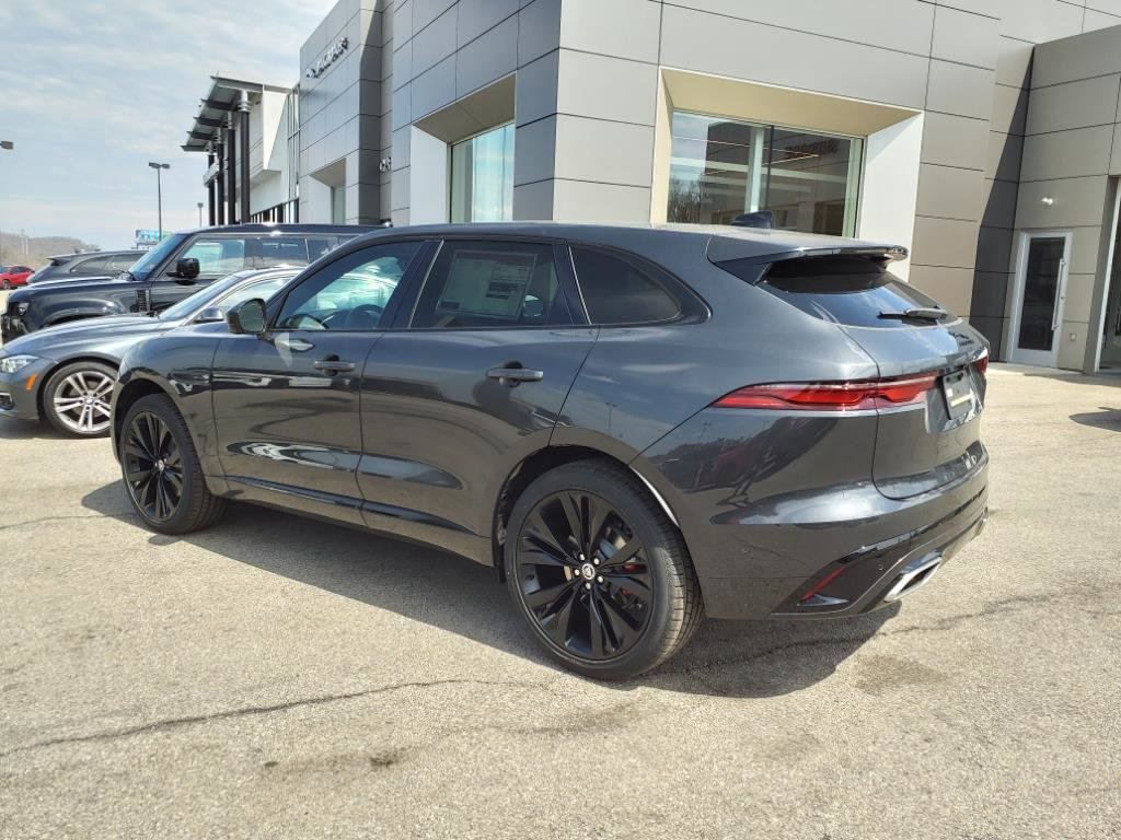 2026 Jaguar F-PACE P400 R-Dynamic S photo 3