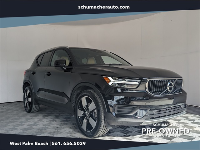 2019 Volvo XC40 Momentum