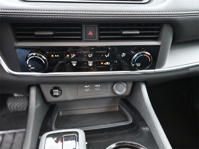 2026 Nissan Rogue S photo 4