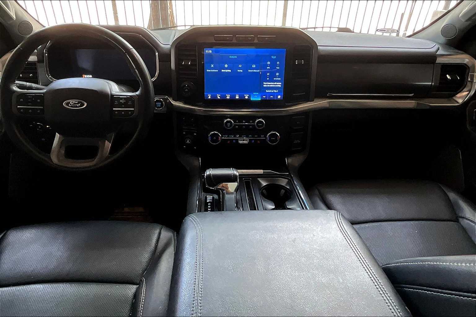 2022 Ford F-150 Lariat photo 29