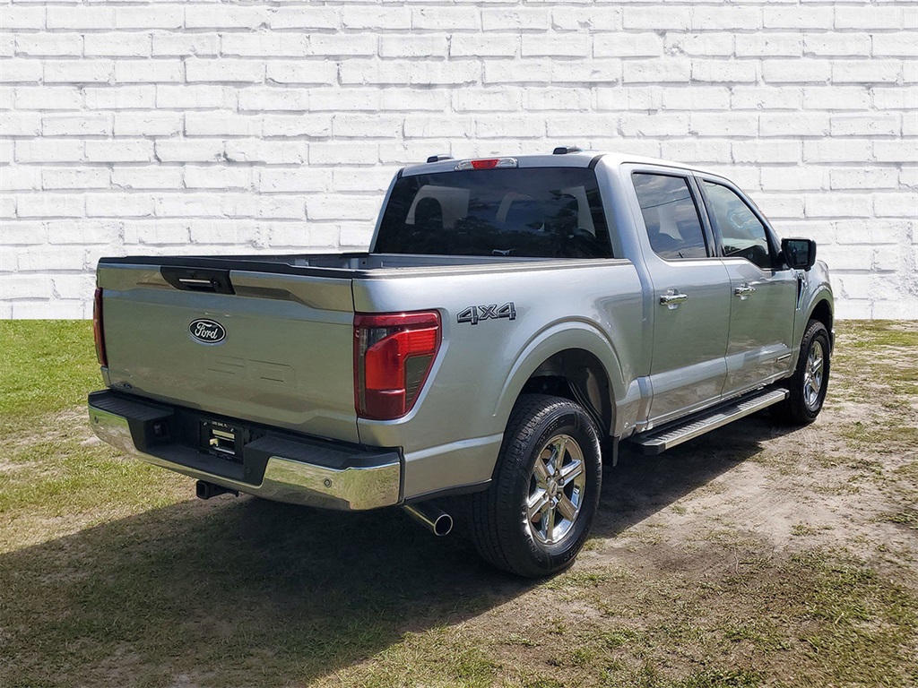 2024 Ford F-150 XLT photo 2