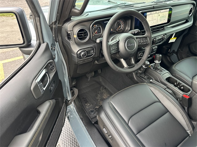 2025 Jeep Gladiator Sport photo 27