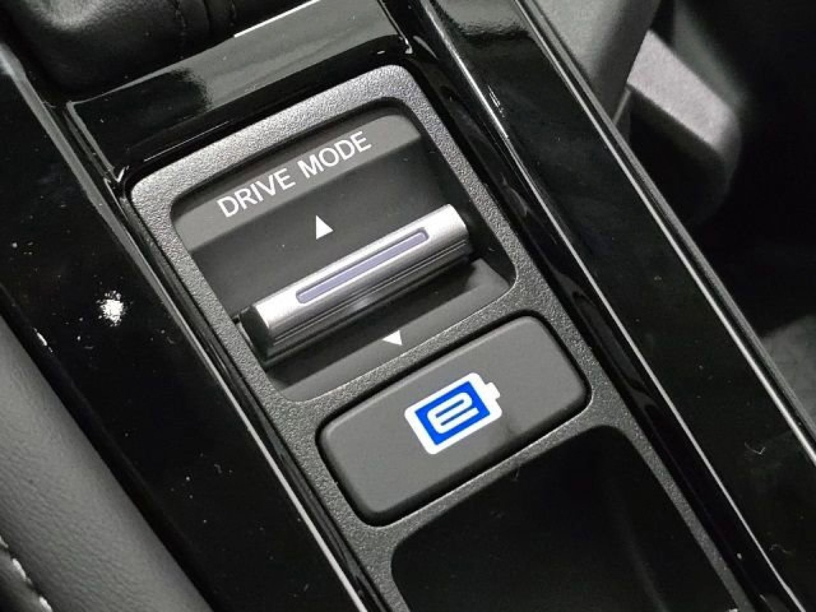 2025 Honda Accord Hybrid Touring photo 10
