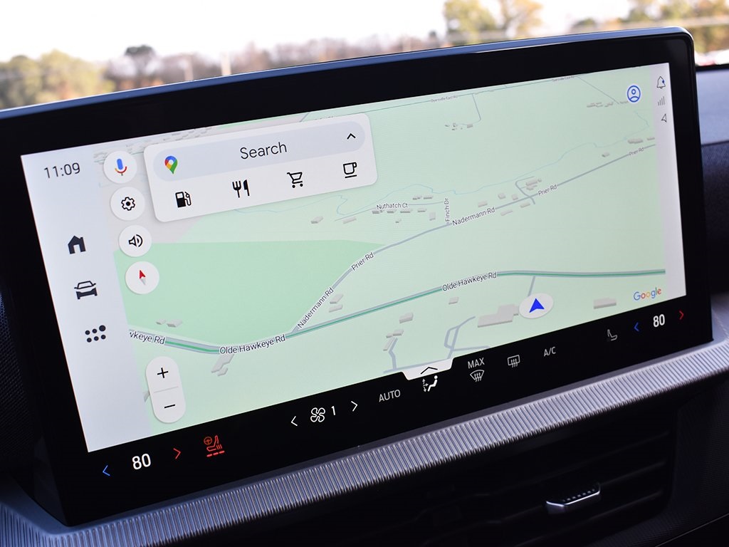 2026 Ford Explorer photo 4