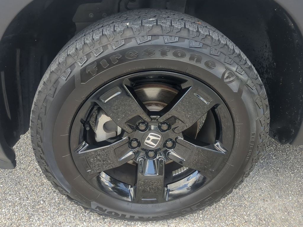 2024 Honda Ridgeline Black Edition photo 10