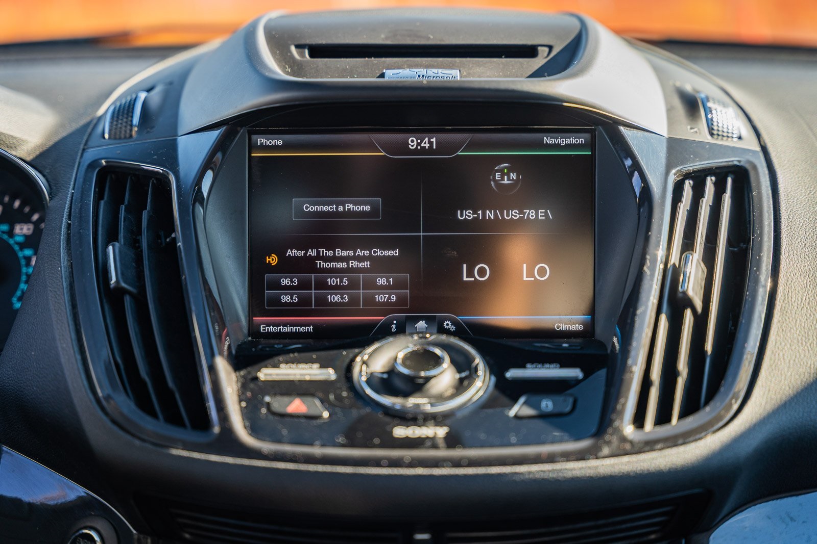 2014 Ford Escape Titanium photo 30