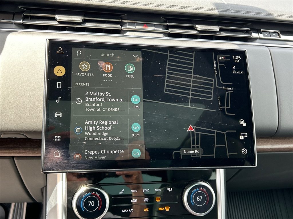 2023 Land Rover Range Rover SE photo 14