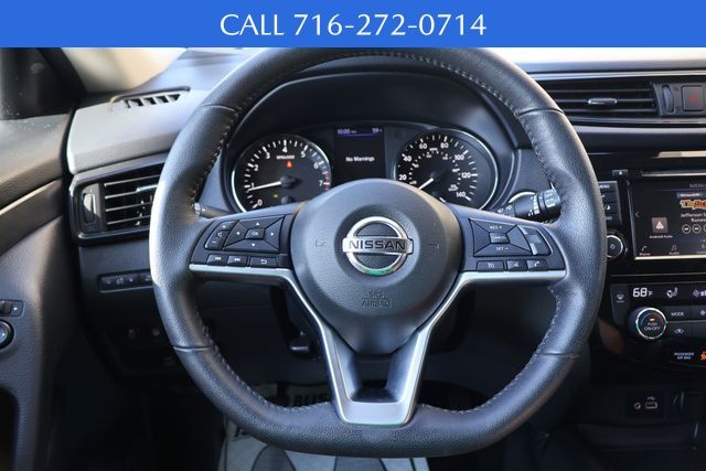 2020 Nissan Rogue SV photo 9