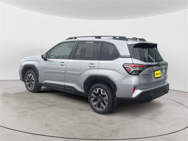 2025 Subaru Forester Premium Base photo 3