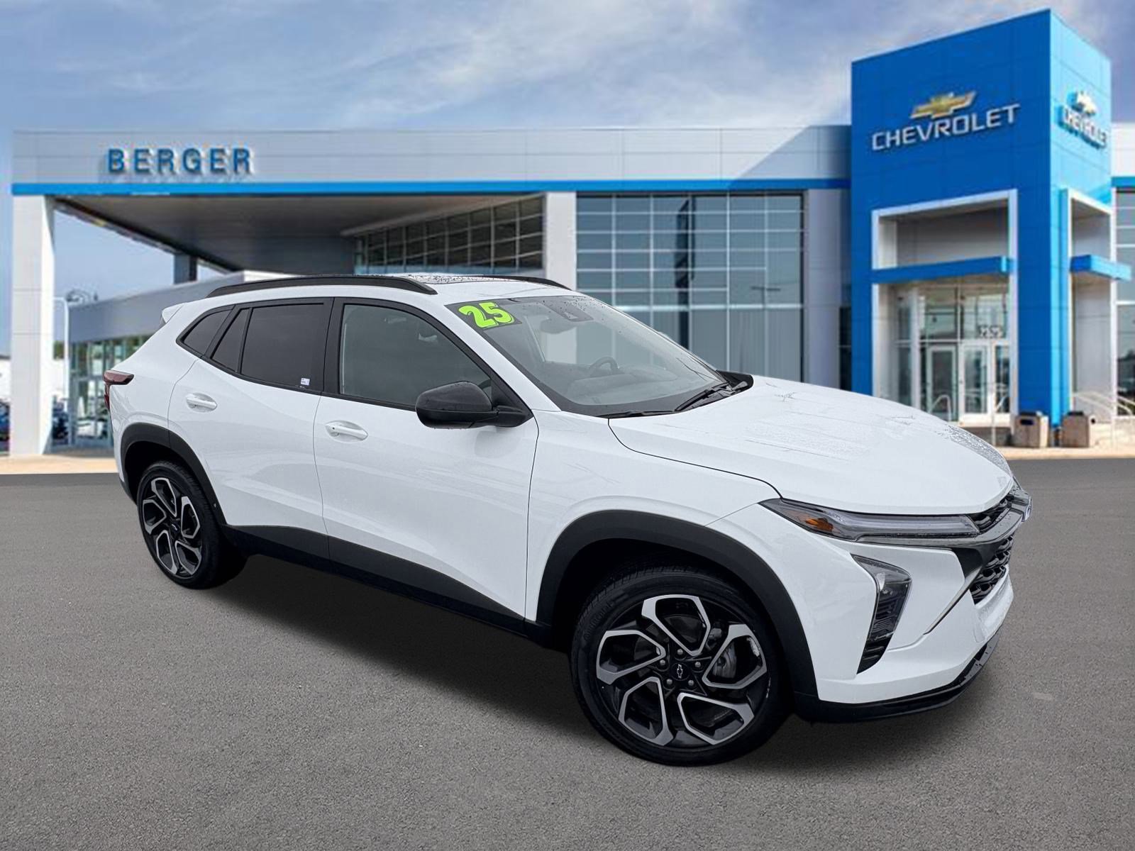 2025 Chevrolet Trax RS's photo