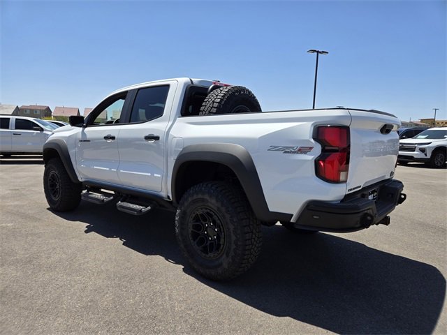 2025 Chevrolet Colorado ZR2 photo 3