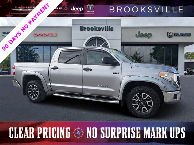 2016 Toyota Tundra SR5's photo