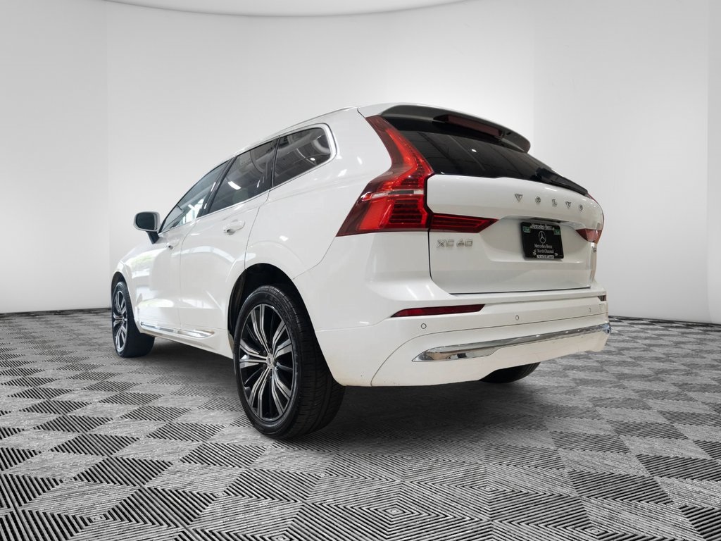 2022 Volvo XC60 B5 Inscription photo 2