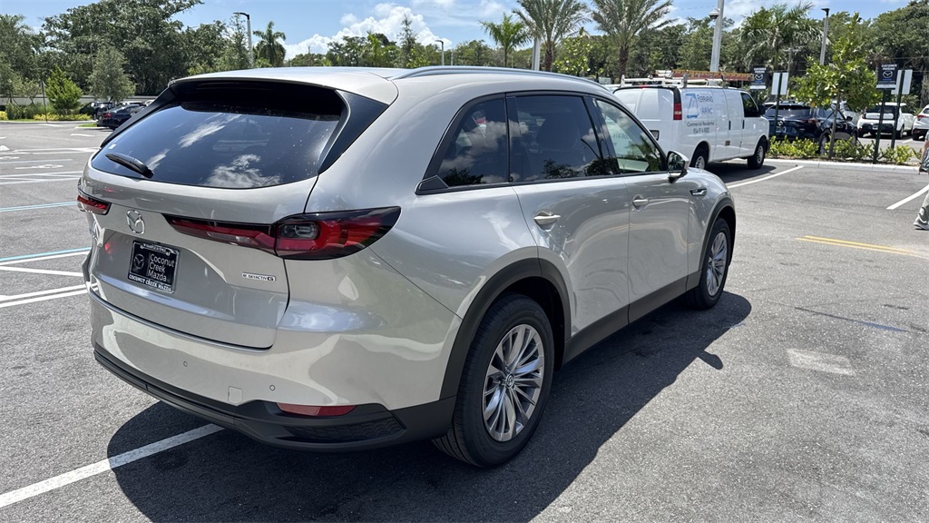 2025 Mazda CX-90 3.3 Turbo Preferred photo 3